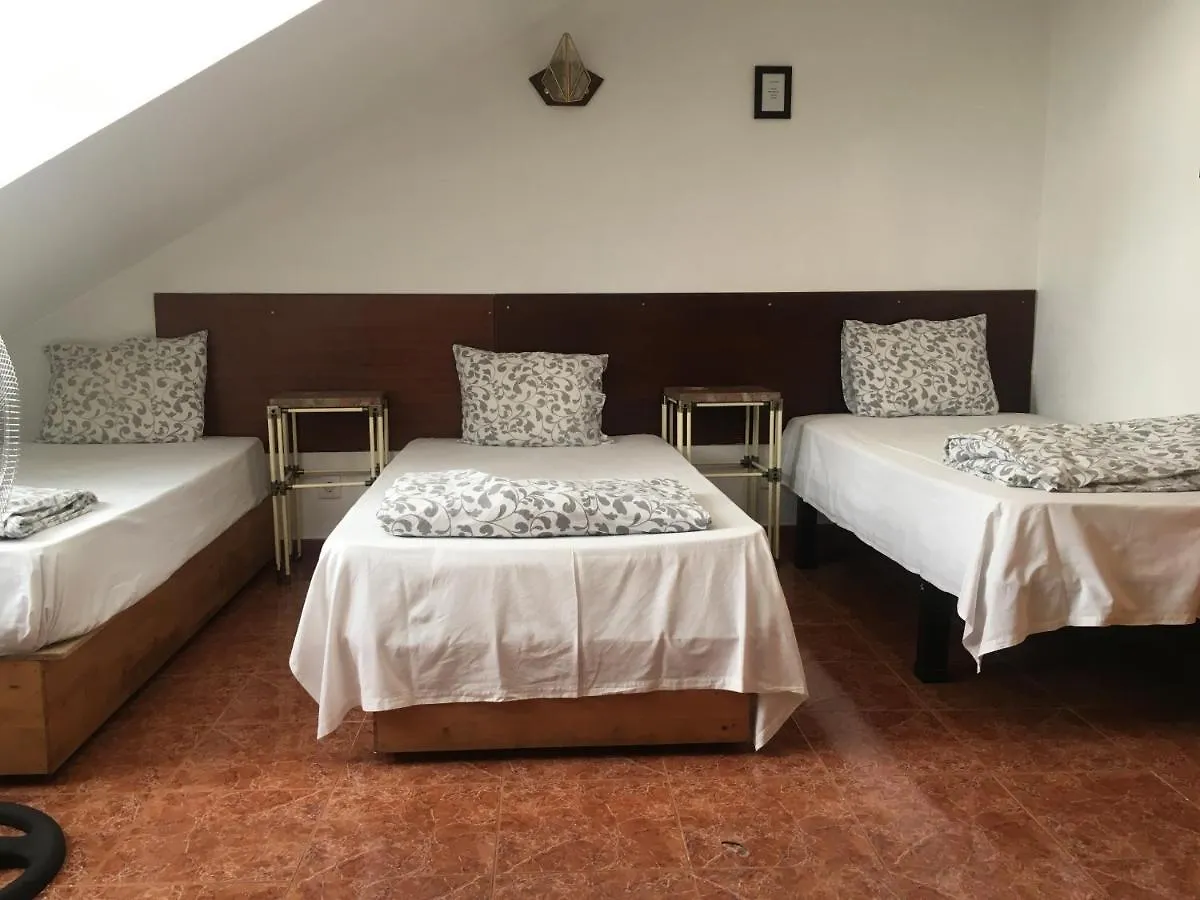 Hostel Benformoso Lisbona 0*,